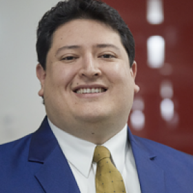 Andrés González
